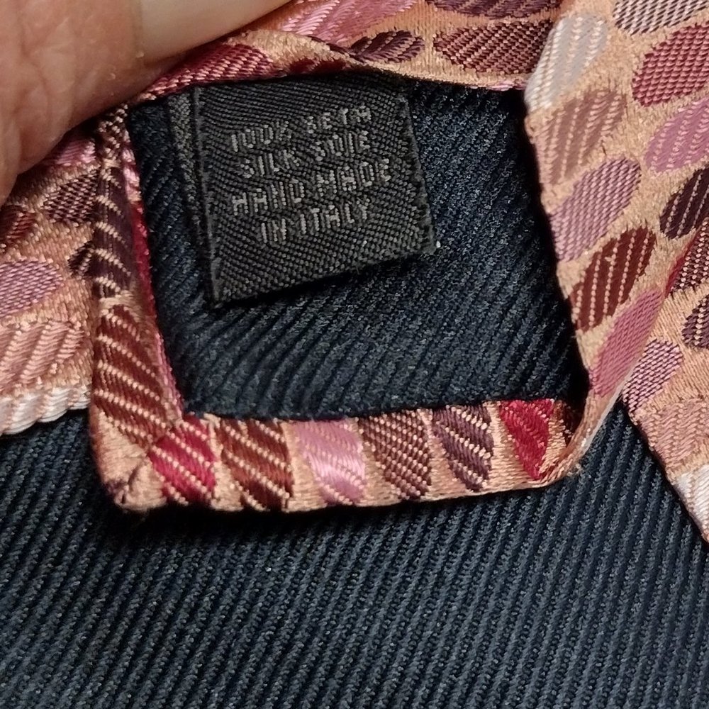 Neiman Marcus || Dusty Rose Dotted Tie - Picture 4 of 4